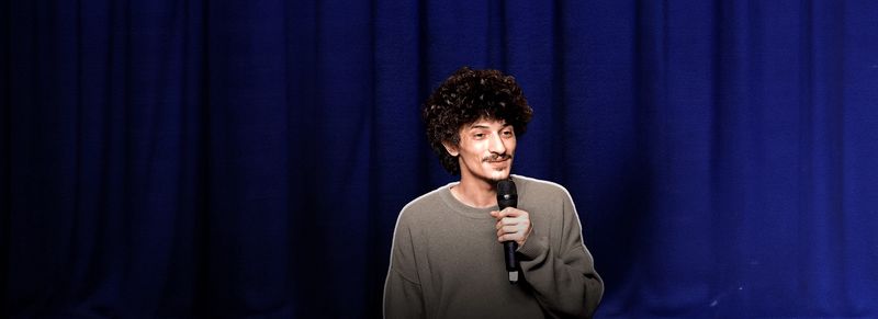 Yunus Emre Gündüz- Yunus'un Odası İnteraktif Talk Show