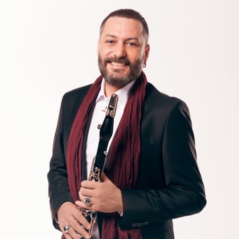 Hüsnü Şenlendirici
